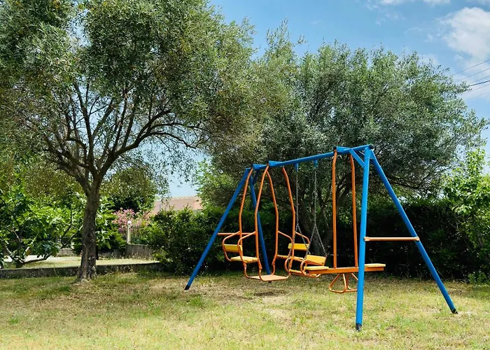 Διαμέρισμα Dimeli 3 *