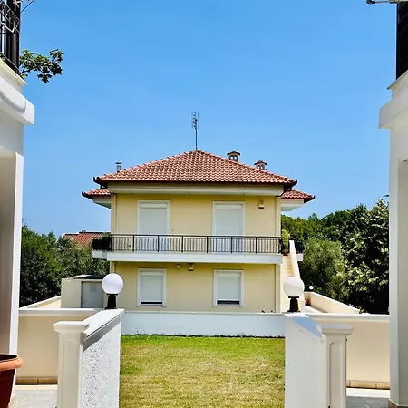Apartament Dimeli 3 *